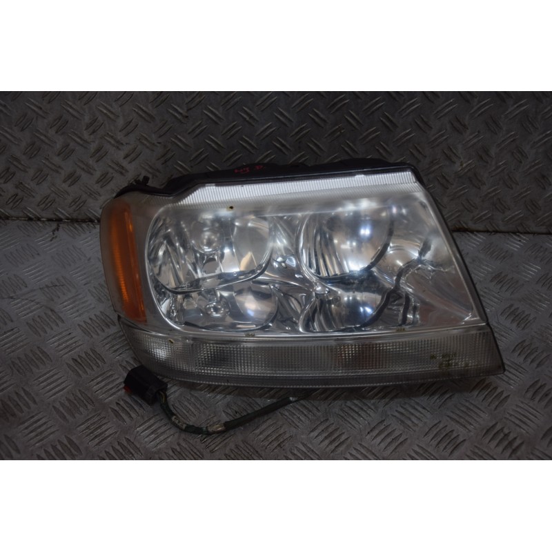 LAMPA PRAWA PRZÓD