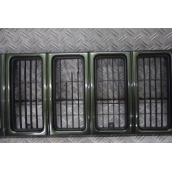JEEP CHEROKEE XJ GRILL ATRAPA