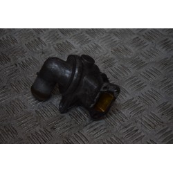 JEEP LIBERTY KJ 2.5 CRD OBUDOWA TERMOSTATU