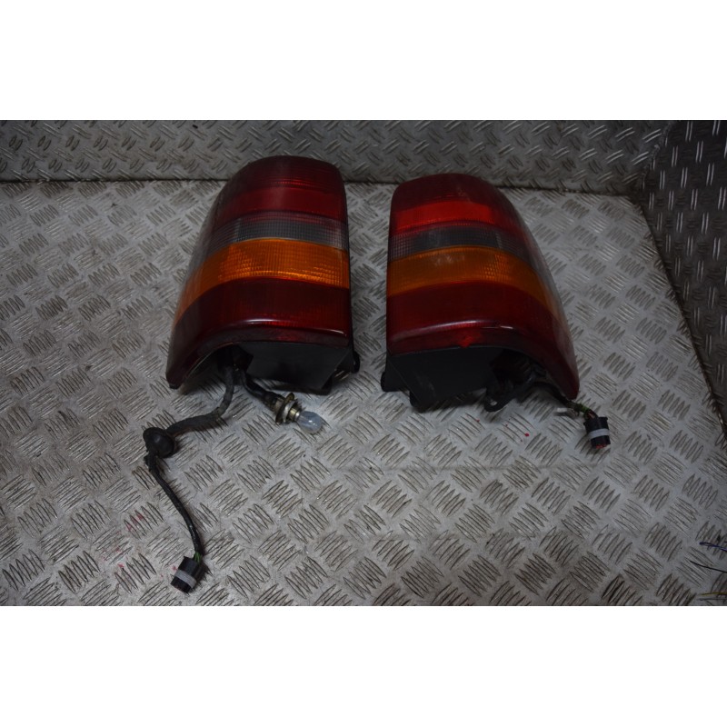 LAMPA LEWA PRAWA TYŁ