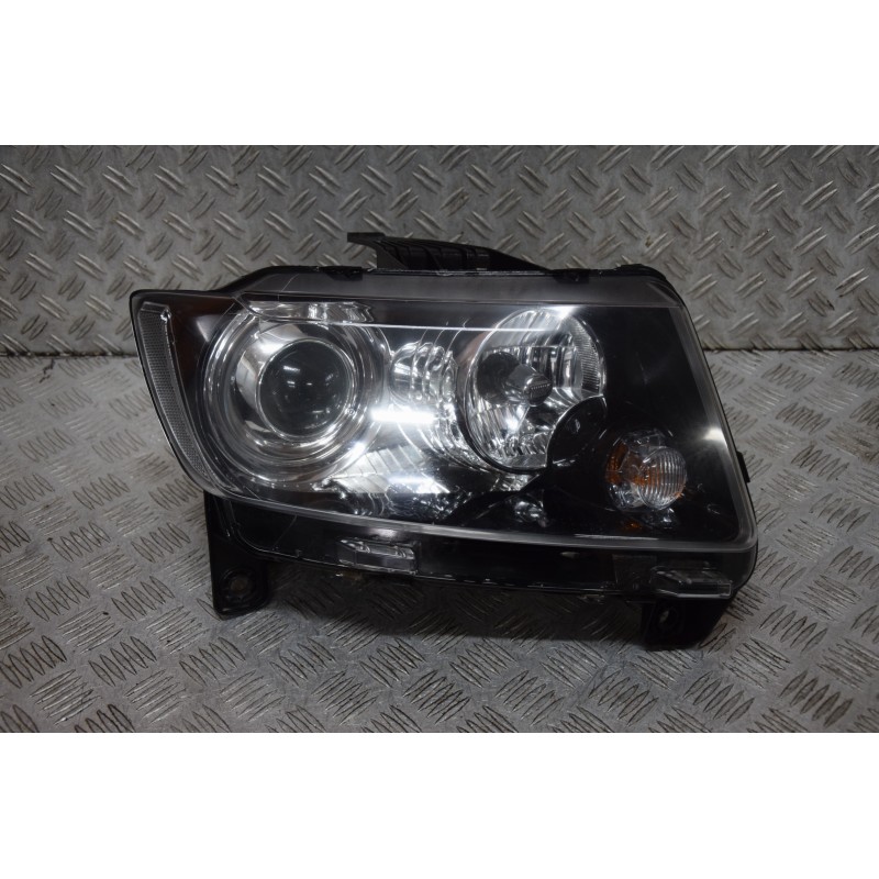 LAMPA PRAWA PRZÓD XENON CIEMNA 13R.